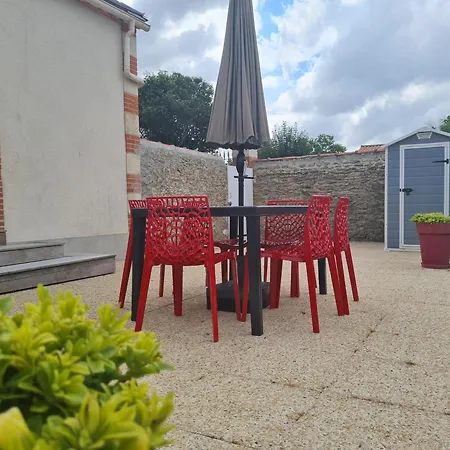 Maison Renovee Avec Jardin, Piscine Chauffee Et Spa, Proche Plages Vendeennes, Ideal Pour Familles - Fr-1-426-481 *