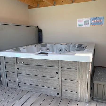 Maison Renovee Avec Jardin, Piscine Chauffee Et Spa, Proche Plages Vendeennes, Ideal Pour Familles - Fr-1-426-481 بيت للعطل La Garnache